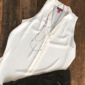 Nordstrom- light blouse tank-v, off-white, xs/sm